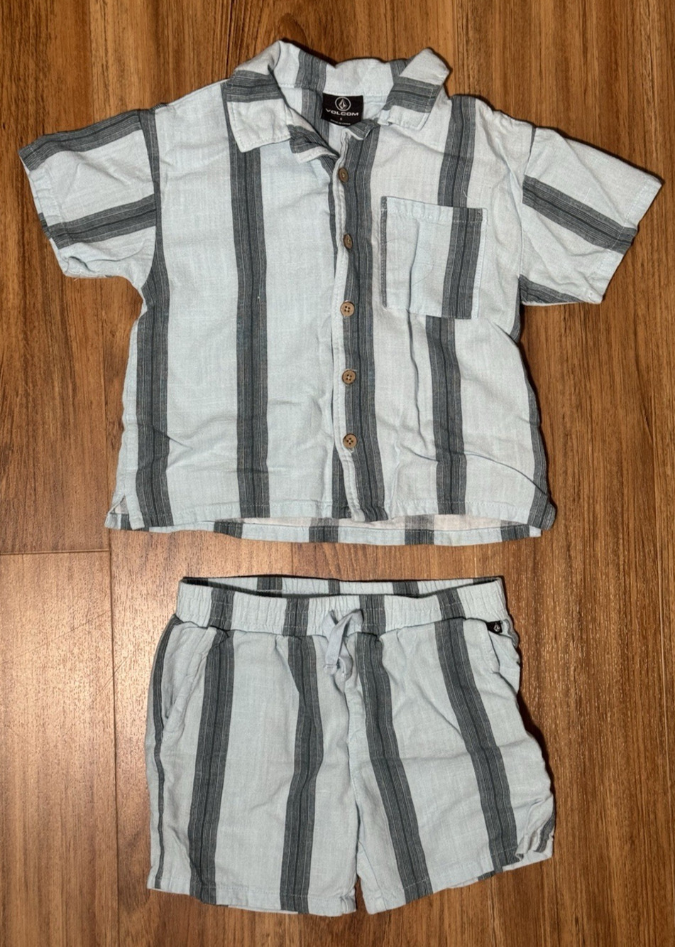 VOLCOM Blue Striped Rayon Short Set 2-Piece Set - Boy’s Size 5